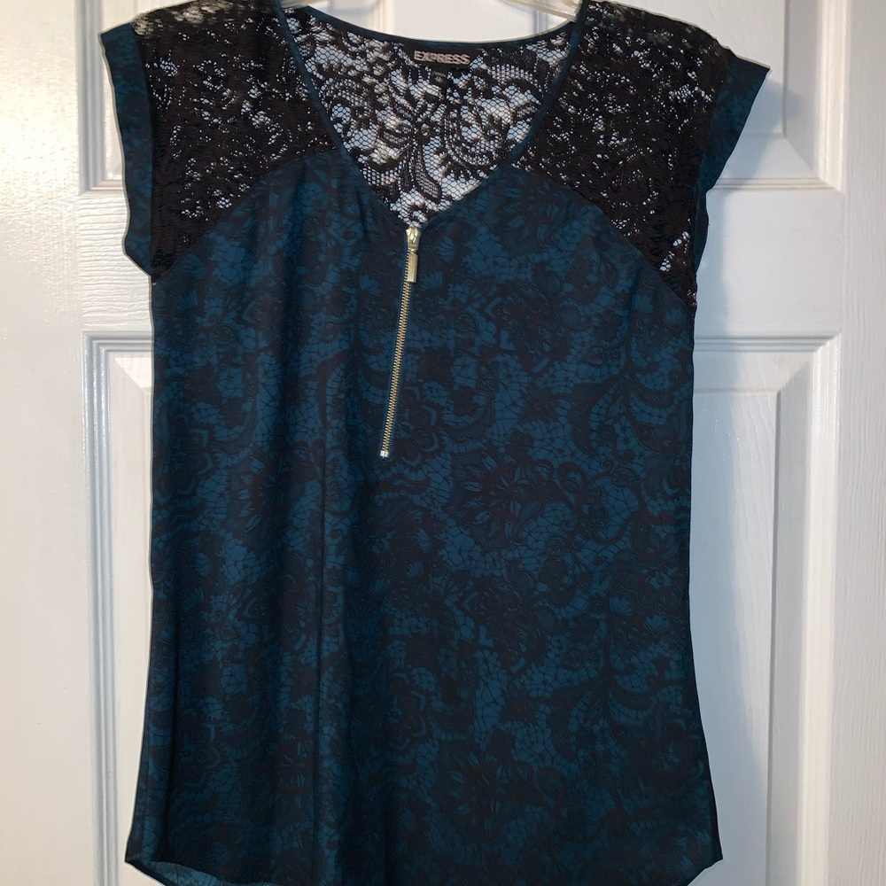 Express Blouse Emerald with Lace Back